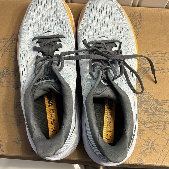 Hoka One One Clifton 8 Size 9 NEW - Picture 12 of 16